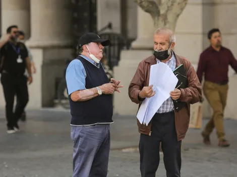 Uso de mascarilla en Chile | ¿En qué comunas se puede dejar de usar al aire libre?