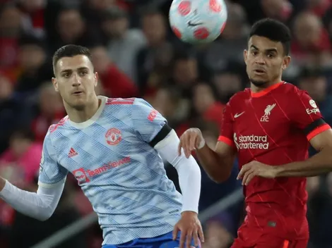 Liverpool es líder tras golear al United y le pone tarea al City