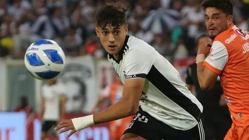 Pablo Solari tuvo nuevamente una actuación consagratoria en Colo Colo, que lidera la tabla de posiciones del Campeonato Nacional