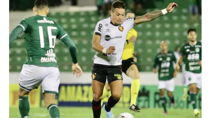 Javier Parraguez jugó todo el partido