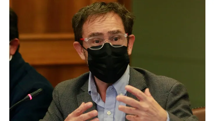 MOP: "Tenemos que pensar en otro modelo de tránsito", ante congestión vial
