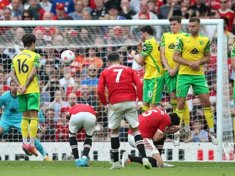 Cristiano se exhibe con triplete y acerca al United a Champions