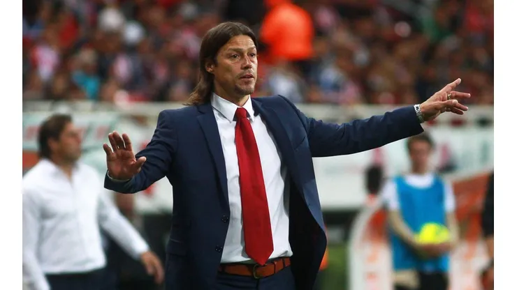 Nuevamente aparece Matías Almeyda como opción para la Roja