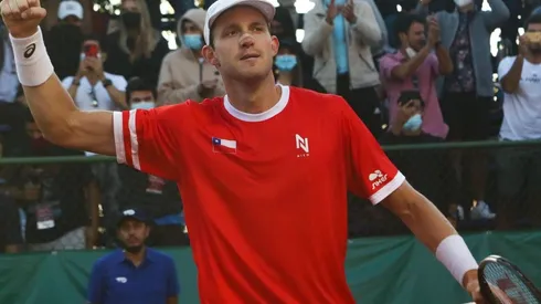 El tenista chileno sacó a relucir todo su talento para avanzar a cuartos de final del San Luis Open.