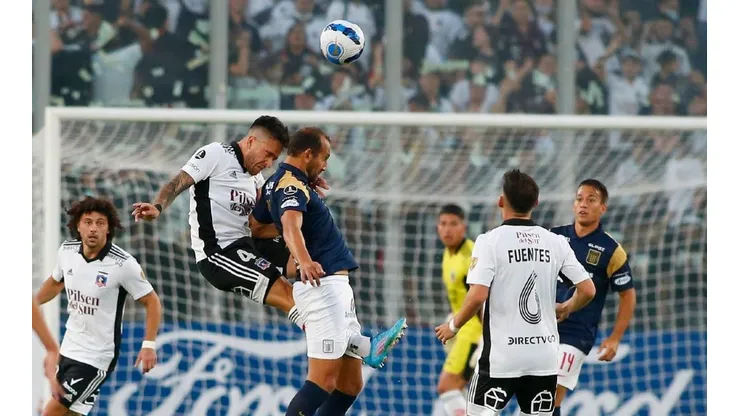 Los albos derrotaron con autoridad a Alianza Lima