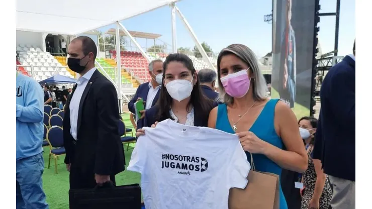 "No basta solo con los contratos": Javiera Moreno, vicepresidenta Anjuff