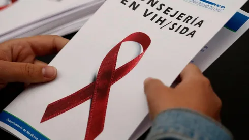 Científicos chilenos logran frenar la multiplicación del VIH