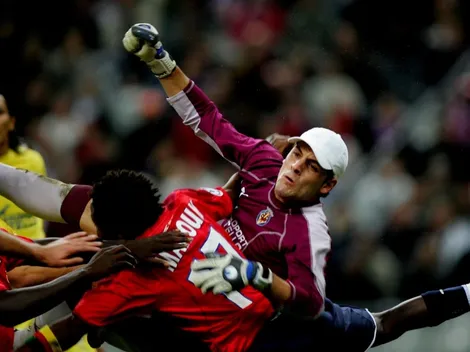 Arquero del Villarreal de Pellegrini festeja paso a semis de la Champions