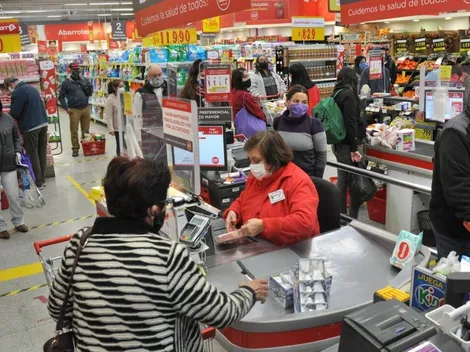 ¿Abrirán los supermercados en Semana Santa?