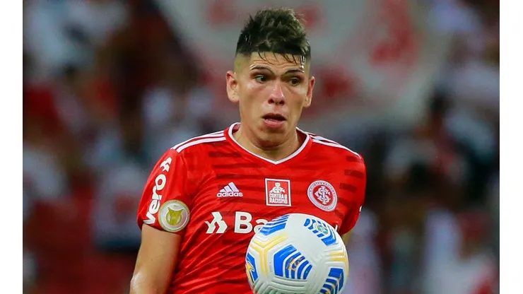 Carlos Palacios quiere renacer en Brasil y volver a la Roja.