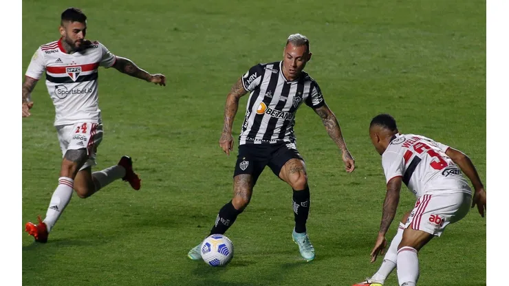 Eduardo Vargas jugará hasta 2024 en Atlético Mineiro