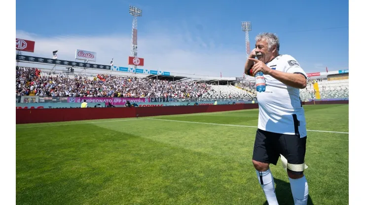 Caszely avisó a Colo Colo el homenaje que le gustaría recibir por su condición de leyenda alba.