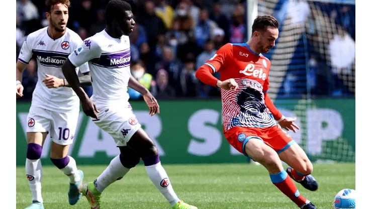 Napoli tropezó ante la Fiorentina