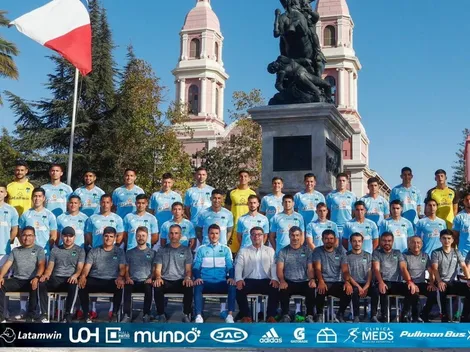 La emotiva foto oficial de O'Higgins en la plaza de Rancagua