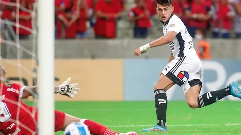 Solari en el equipo ideal de la Copa Libertadores tras la victoria de Colo Colo contra Fortaleza.