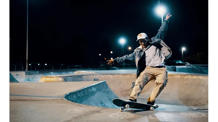 Skater Marcelo Jiménez quiere ser otra vez el "Rey de Reyes" este sábado en el Parque de los Reyes en Santiago.