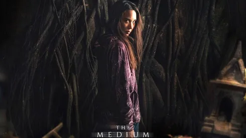 El director Banjong Pisanthanakun vuelve de plano al horror con La Médium.