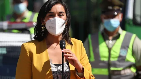 Izkia Siches recibe las críticas de la oposición.