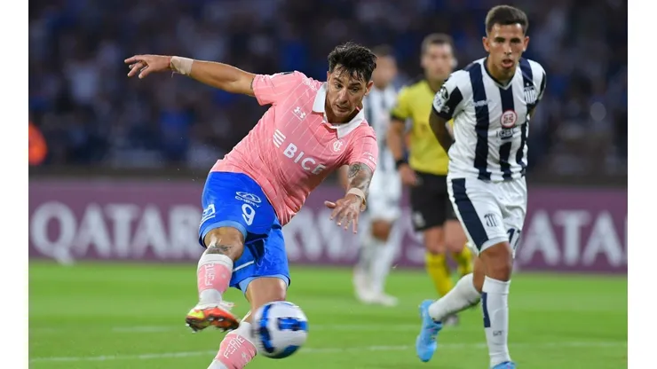 Waldemar le exige más a Universidad Católica tras el debut con derrota en Copa Libertadores.