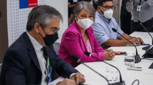 Reunión de los ministros de Hacienda y Trabajo con la CUT