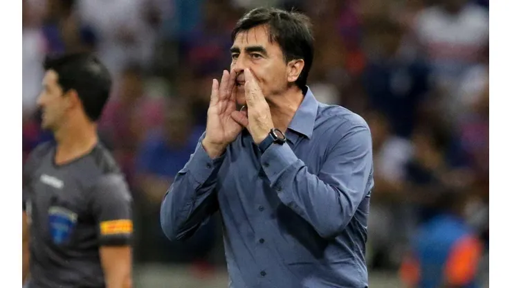 Gustavo Quinteros en el triunfo de Colo Colo ante Fortaleza por la Libertadores.