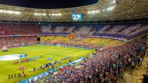 La hinchada del Fortaleza promete una fiesta para jugar ante Colo Colo