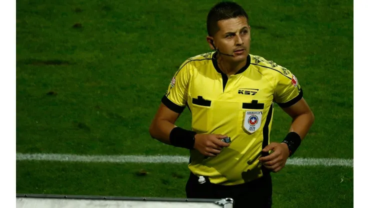 Droguett estaba en el VAR en el polémico partido de Huachipato vs Copiapó
