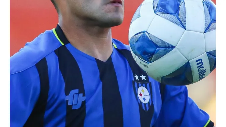 Huachipato niega de plano responsabilidad en el escándalo revelado por Francisco Gilabert.