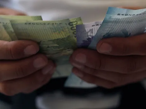 ¿Qué personas deben pagar el Préstamo Solidario y cómo se hace el trámite?