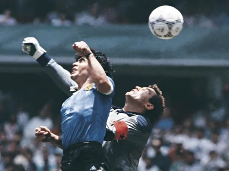 Inglés subasta la camiseta de Maradona en México 86