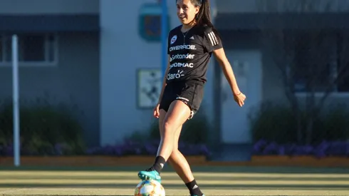 Camila Sáez anticipa los amistosos de la Roja Femenina con Argentina