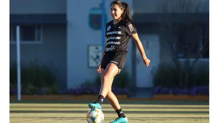 Camila Sáez anticipa los amistosos de la Roja Femenina con Argentina