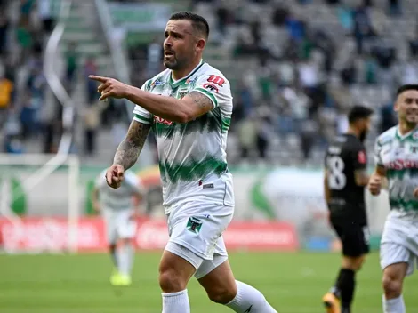 Matías Donoso se luce con un golazo de chilena