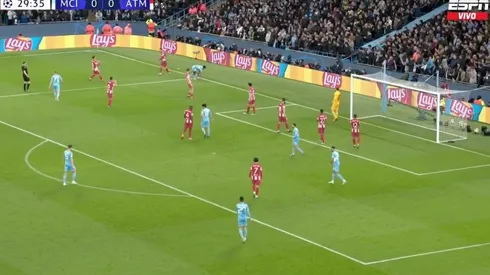 El bus del Cholo: La dura defensa del Atlético contra el City