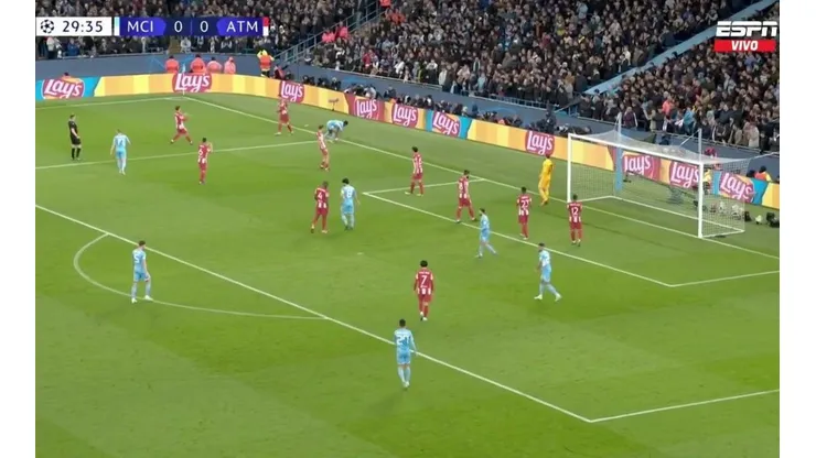 El bus del Cholo: La dura defensa del Atlético contra el City