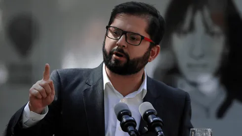 Boric deja fuerte recado a Convención y a parlamentarios