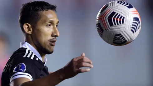 Christofer Gonzales, ex jugador de Colo Colo, está en las filas de Sporting Cristal.