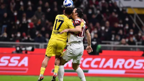 Gary Medel sufrió un duro choque con Zlatan Ibrahimovic.