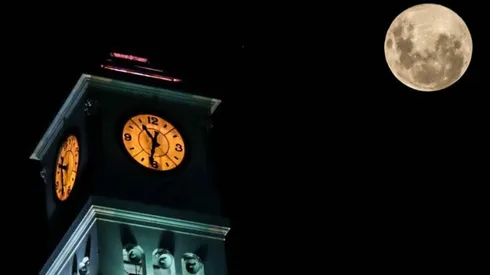 Conoce los detalles del próximo cambio de hora en Chile.