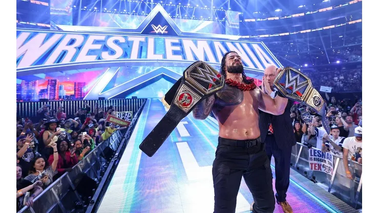 Roman Reings se convirtió en campeón indiscutido al conquistar los dos títulos máximos de la WWE.