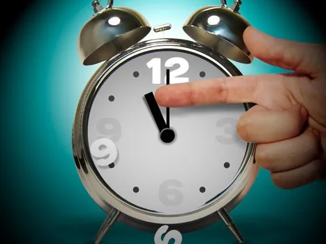 ¿En qué lugares de Chile se debe cambiar la hora?