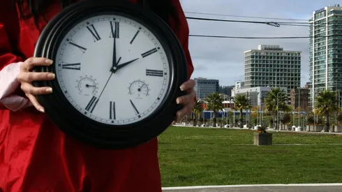 ¿Se adelantan o se atrasan los relojes este sábado 2 de abril?