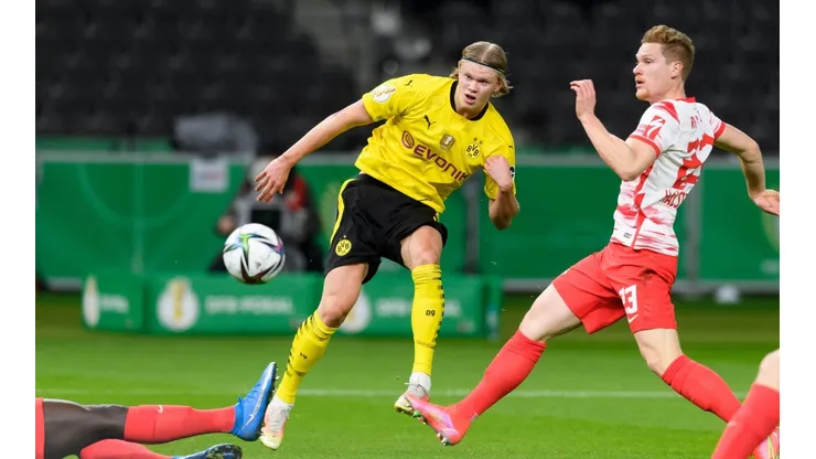 Borussia Dortmund está a 6 puntos del líder Bayern Múnich.