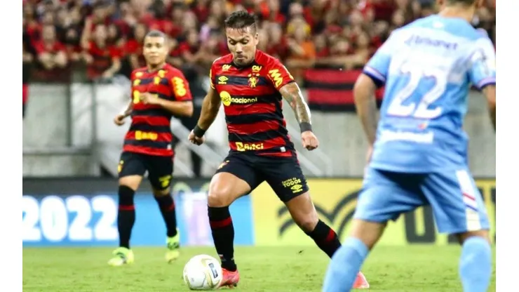 Javier Parraguez goza de la confianza del entrenador y fue titular.