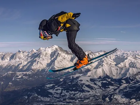 Salto desde globo aerostático + paracaidismo + speedriding en la misma secuencia
