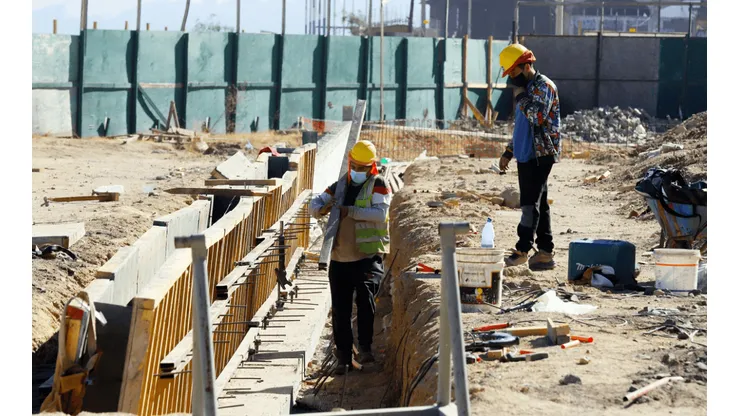 Desocupación en Chile cayó al 7,5%