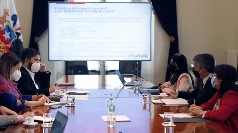 El Presidente Boric se reúne junto al ministro Marcel para analizar agenda económica