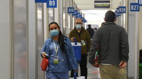 Revisa los detalles de la pandemia en Chile.