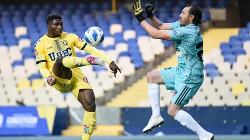 La U de Conce goleó a Colo Colito y clasificó en la Copa Chile.