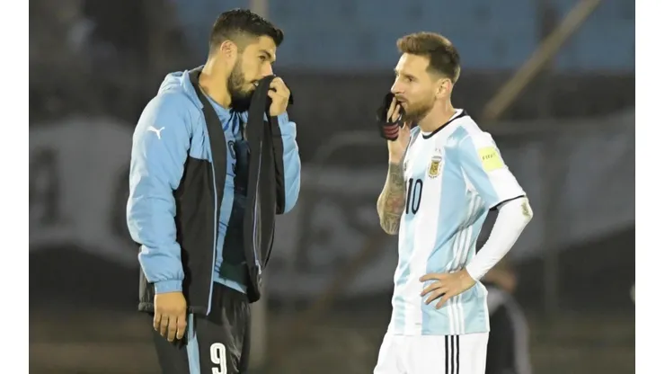 Luis Suárez y Lionel Messi tras un 0-0 bastante gris camino a Rusia 2018.